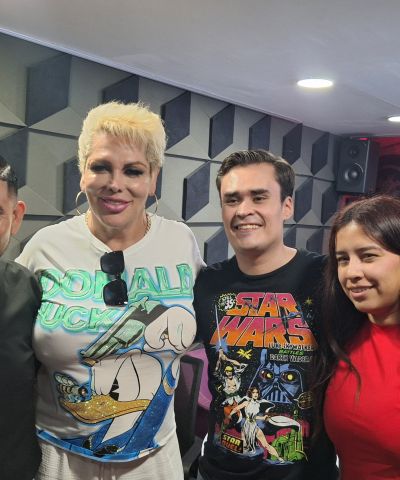 Jessica Esotérica en el programa radial Agárrate el Chisme