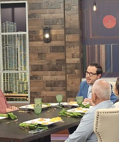 Jessica Esotérica invitada especial de  Sánchez Grass en América.
